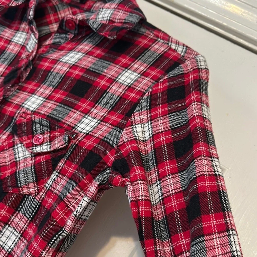 Plaid Button-Up Shirt - Red and Black - Picture 4 of 8